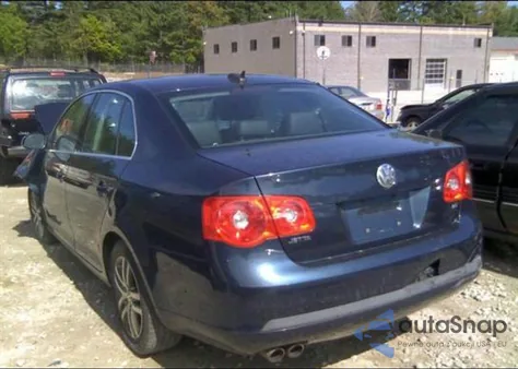 2006 Volkswagen Jetta 2.5 из США, поврежденный, VIN 3VWSG71K46M805077
